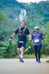 BIB: 8081
                            <button type="button" onclick="openModal(18880749)" class="btn btn-primary btn-sm float-right btn-popup" data-toggle="modal" data-target=".modal-high-quality">
                        <i class="fas fa-shopping-cart"></i> Add to Cart
                    </button>
                                            <button type="button" onclick="isThisMe(18880749, true)" class="btn btn-success btn-sm float-right btn-popup btn-isme hidden" data-toggle="tooltip" data-placement="bottom" title="นี่คือรูปของคุณใช่ไหม คลิกที่นี่เพื่อเอาเข้าอัลบั้ม">
                        <i class="fas fa-plus"></i> Add to album
                    </button>
                    <button type="button" onclick="isThisMe(18880749, false)" class="btn btn-warning btn-sm float-right btn-popup btn-isnotme hidden">
                        <i class="fas fa-ban"></i> Remove from album
                    </button>